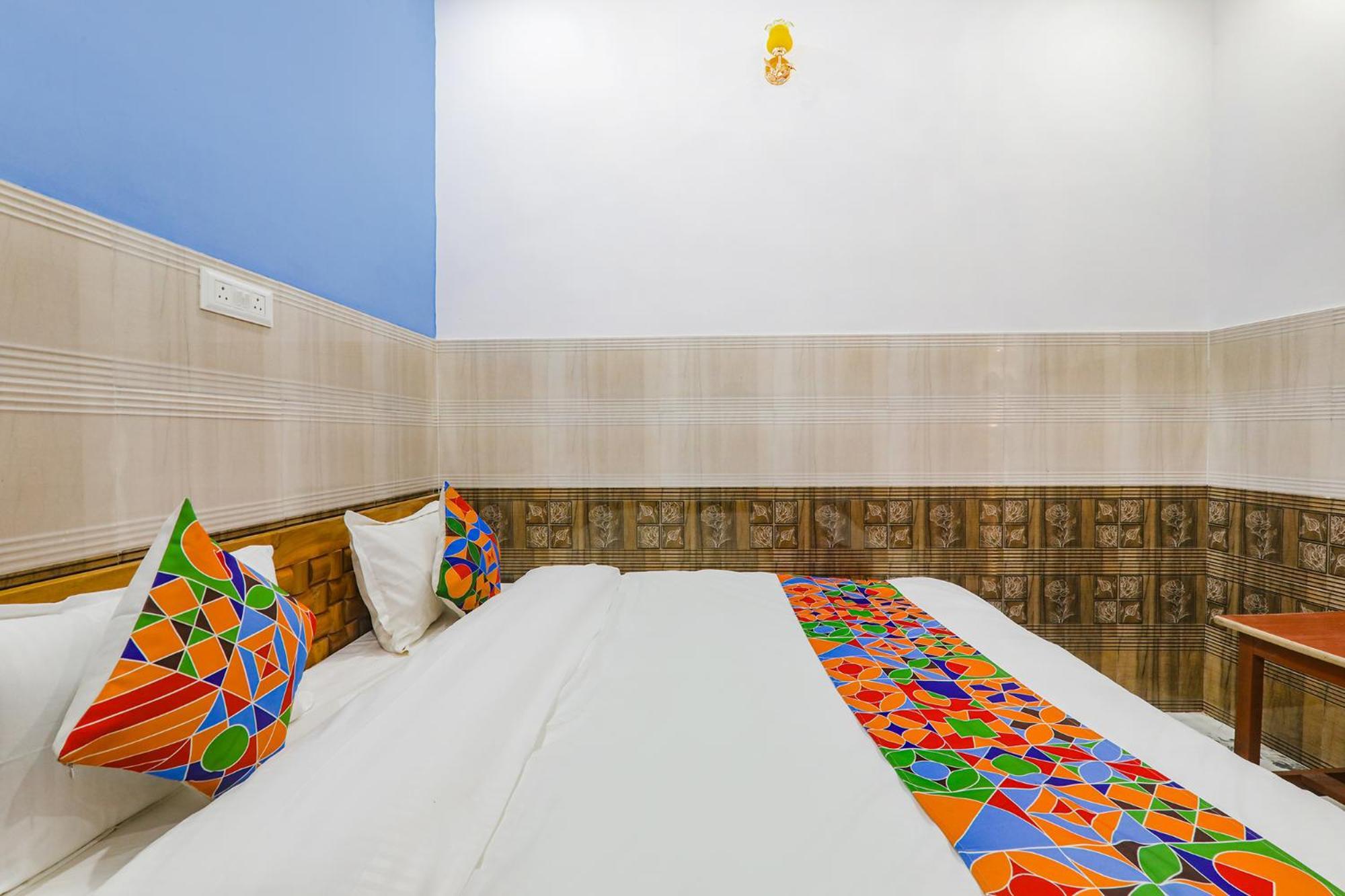 Fabexpress Shree Siya Raman - 500M From Shri Ram Janam Bhumi Hotel Ayodhya Exterior foto